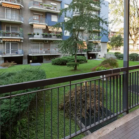 M1 Gambara Balcony *