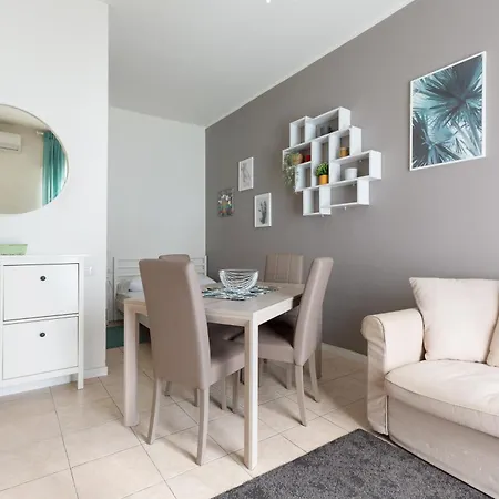 Apartment M1 Gambara Balcony *
