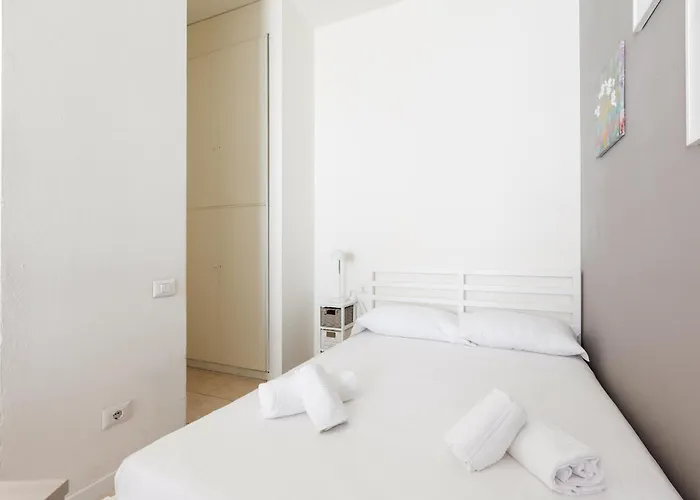 Apartament Guesthost - M1 Gambara Balcony Mediolan