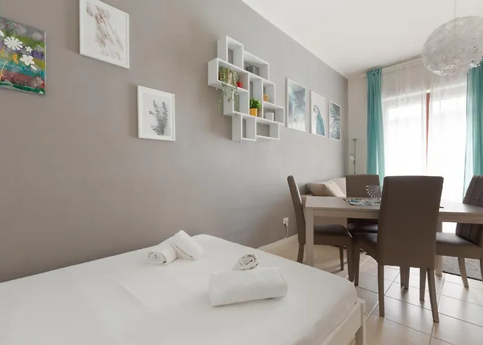 Apartament Guesthost - M1 Gambara Balcony Mediolan